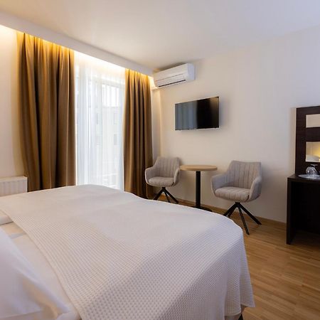 Rooms Bella Μπλεντ Εξωτερικό φωτογραφία